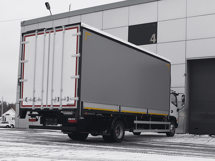 Бортовой тентованный фургон с шторой DongFeng C120L